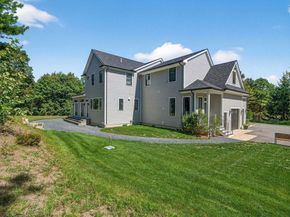 18 Keeney Pond Rd, Norfolk MA 02056