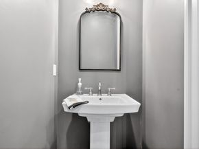 18 Keeney Pond Rd, Norfolk MA 02056