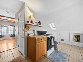 47 Hale St, Bridgewater MA 02324