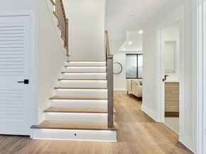 14 Pennsylvania Ave 14, Newton MA 02461