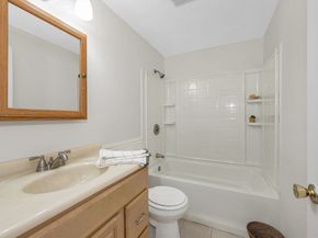 50 Glenwood Road, Tewksbury MA 01876