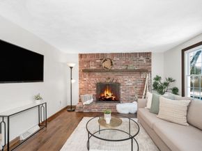 50 Glenwood Road, Tewksbury MA 01876