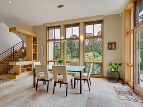 23 Bedford Rd, Lincoln MA 01773