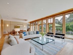 23 Bedford Rd, Lincoln MA 01773