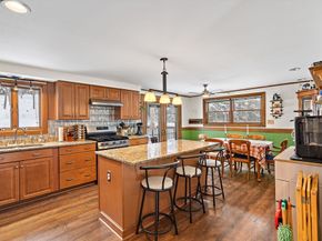 1495 W Royalston Rd, Athol MA 01331