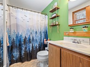 1495 W Royalston Rd, Athol MA 01331