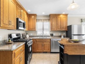 22 Fox Run Rd 22, Blackstone MA 01504