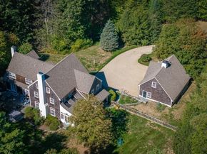 4 Tara Rd, Essex MA 01929