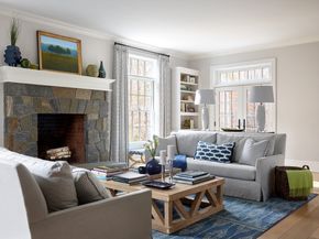 4 Tara Rd, Essex MA 01929