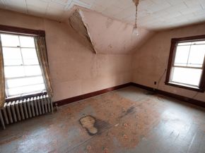 97 Pearl St, Winchendon MA 01475