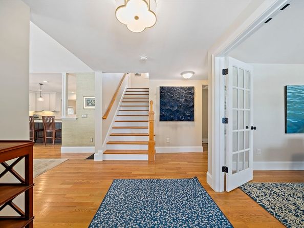 66 Hutchinson Rd, Arlington MA 02474