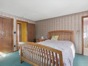 28 Surrey Rd, Salem MA 01970