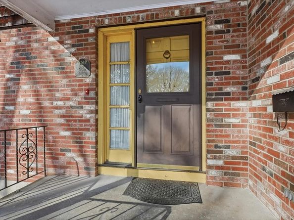 28 Surrey Rd, Salem MA 01970