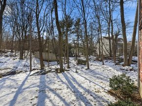 28 Surrey Rd, Salem MA 01970