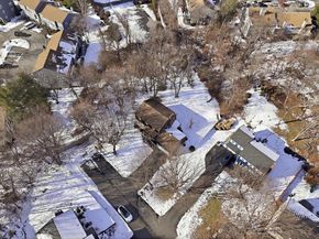 28 Surrey Rd, Salem MA 01970