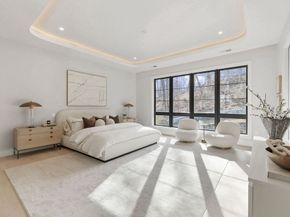 28 Cottonwood Rd, Newton MA 02459