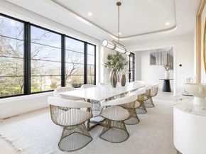 28 Cottonwood Rd, Newton MA 02459