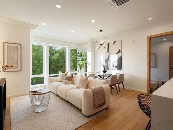 388 Washington Street 303, Quincy MA 02169