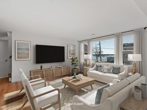 55 Mansfield St B, Gloucester MA 01930