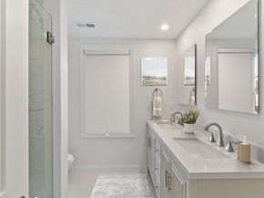 55 Mansfield St B, Gloucester MA 01930