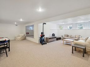 27 Ox Pasture Ln, Cohasset MA 02025