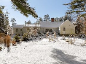 561 Circuit Street, Hanover MA 02339