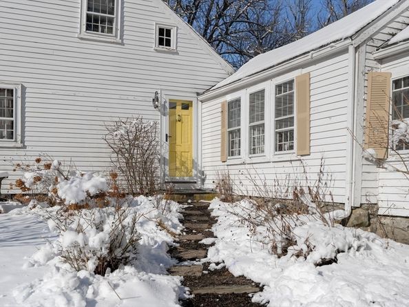 561 Circuit Street, Hanover MA 02339