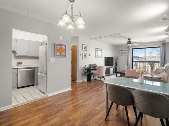 10 Williams St 45, Watertown MA 02472