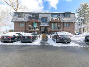 42 Main St 22, North Reading MA 01864