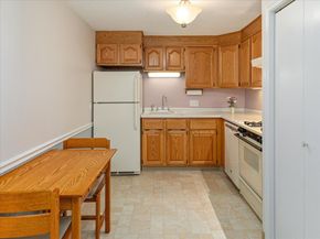 42 Main St 22, North Reading MA 01864