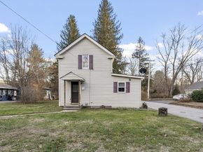 55 South St, Athol MA 01331