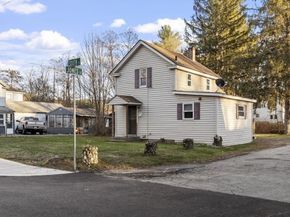 55 South St, Athol MA 01331