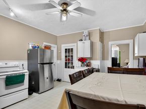 397 Ash St, Brockton MA 02301