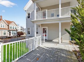 397 Ash St, Brockton MA 02301