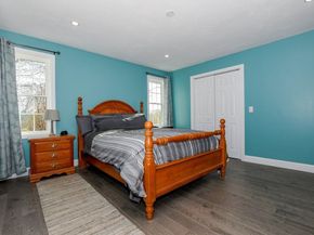 9 Old Glen Charlie Rd, Wareham MA 02538