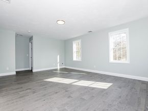 9 Old Glen Charlie Rd, Wareham MA 02538