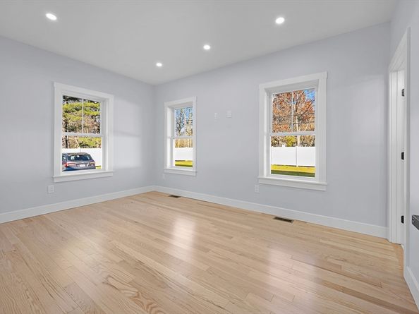 69 Readville Street A, Boston MA 02136