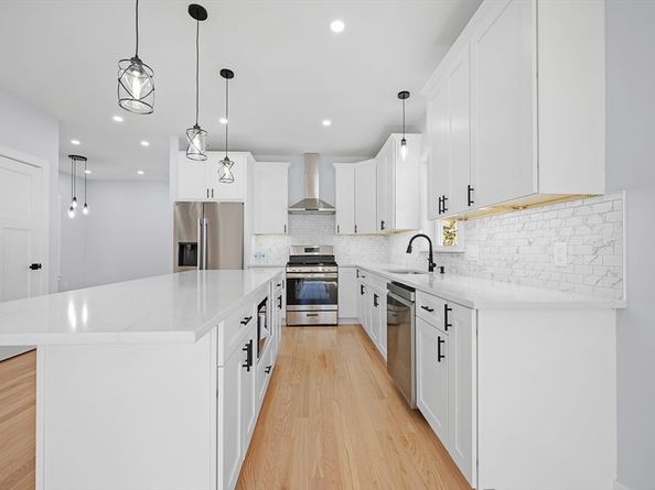 69 Readville Street A, Boston MA 02136