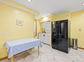 20 Rosseter St, Boston MA 02121