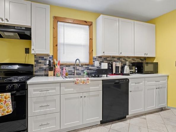 20 Rosseter St, Boston MA 02121