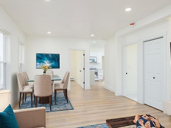 33 Florence St, Worcester MA 01610