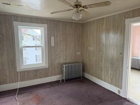 35 School St, Winchendon MA 01475