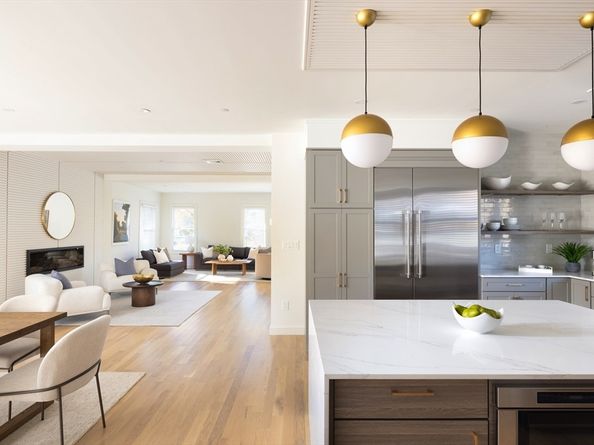 757 Washington Street Unit 2  PH, Brookline MA 02446