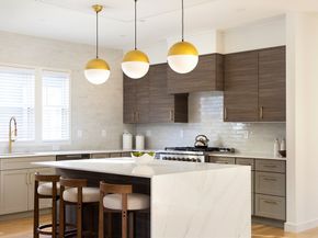 757 Washington Street Unit 2  PH, Brookline MA 02446