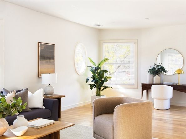 757 Washington Street Unit 2  PH, Brookline MA 02446