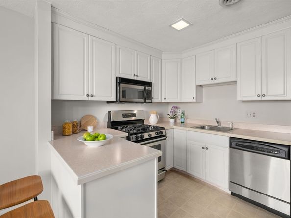 29 Concord Greene 3, Concord MA 01742