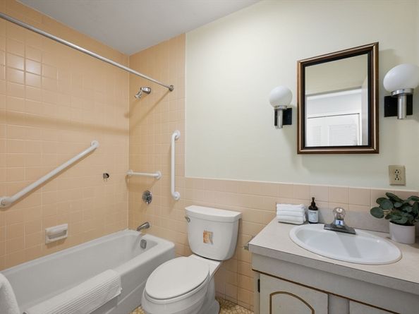 29 Concord Greene 3, Concord MA 01742