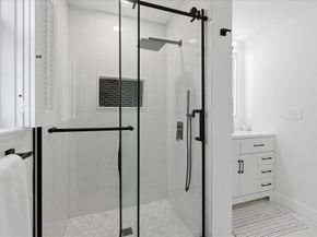 137 Clear Pond Dr 137, Walpole MA 02081