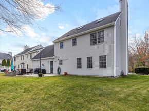 137 Clear Pond Dr 137, Walpole MA 02081