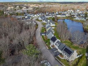 137 Clear Pond Dr 137, Walpole MA 02081